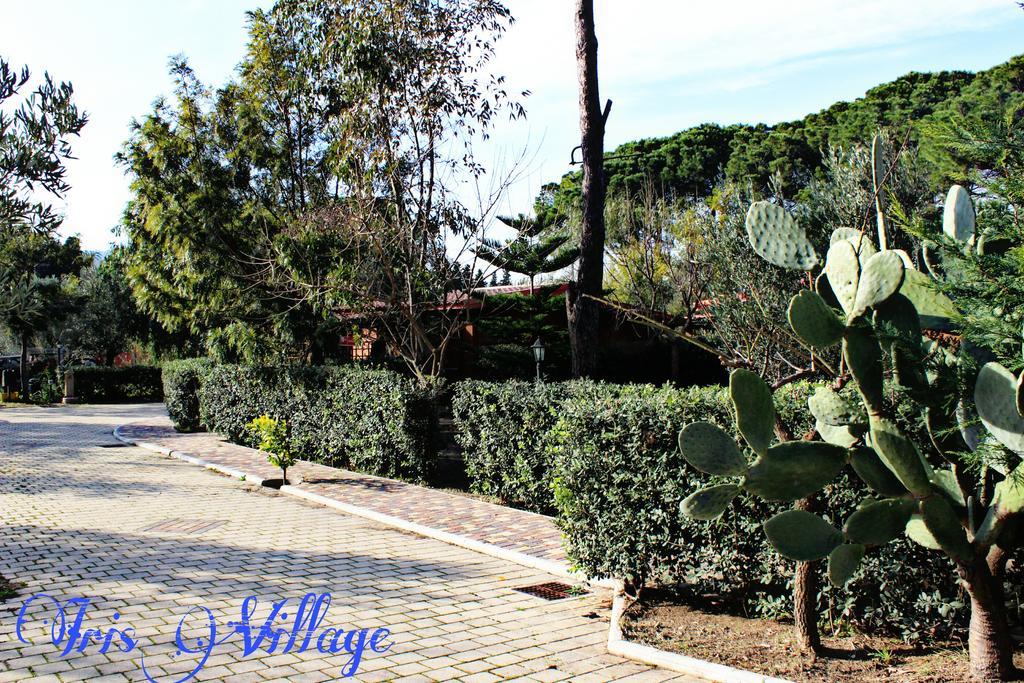 Iris Village San Sostene Kültér fotó